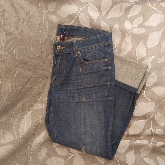 ANGEL Premium Denim Cropped Rolled Cuff Low Rise Quality Denim - Picture 3 of 13